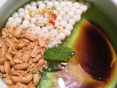 -吃饭皇帝大土家民族菜(荟聚店)