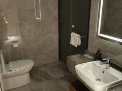 -杭州西湖仁和饭店(湖滨银泰in77店)