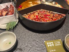 -三出山火锅(南京万象天地店)
