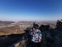 -鬼笑石后山停车场