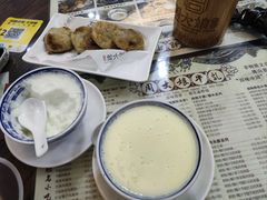 -周大娘牛乳(旧寨古村总店)