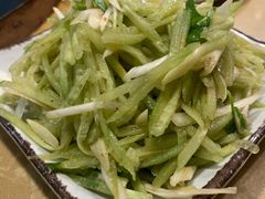 -万里闯关东铁锅炖菜馆(高新旗舰店)