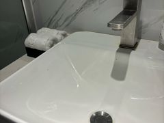 -柏曼酒店(广州长隆旅游度假区汉溪长隆地铁站店)