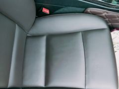 -京伟修鞋洗鞋奢侈品皮具护理店