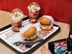 -The Habit Burger Grill 哈比特汉堡(复兴soho店)