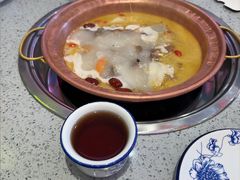 -阿婆情腊排骨火锅(金虹路店)