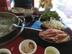 -老石黑山羊毛驴肉火锅(金凯广场店)