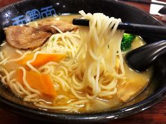 -陕味食族(西小口路店)