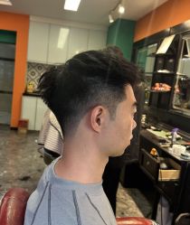 -鸿運 BARBER SHOP男士理发馆