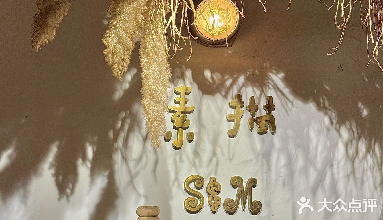 在杭州！！这口榴莲烤鸡也太馋了吧…