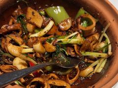 -八府香鸭·啫啫煲(华山路店)