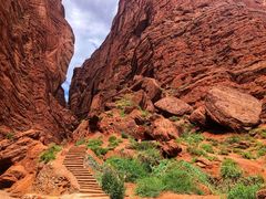 -天山神秘大峡谷