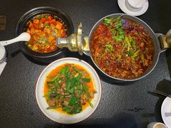 -万重锦·人文川菜馆(骡马市店)
