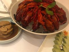 冰镇梅汁小龙虾-上海兴国宾馆 丽宫中餐厅