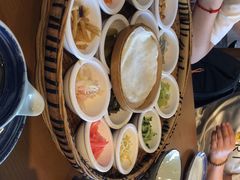 -包整·丝娃娃(一览甲秀楼风景店)