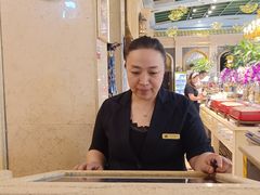 -丝路天山酒店(国际大巴扎店)