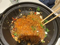 砂锅粉丝煲-费大厨辣椒炒肉(高铁吾悦广场店)