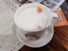 木瓜水牛奶-周大娘牛乳(旧寨古村总店)