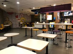 大堂-麦当劳(广州新港东路第二分店)