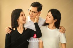 -时光纪亲子全家福照相馆(静安店母女写真父母纪念照)