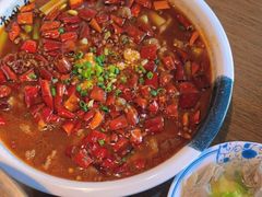 -肖四女乐山跷脚牛肉(南汇大学城生活广场店)