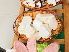 -阿婆情腊排骨火锅(金虹路店)