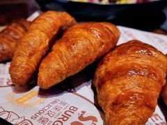 餐前欧式面包-YUE·6·西式融合餐厅(外滩六号店)