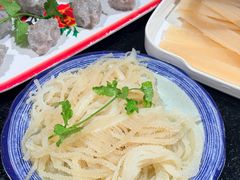 -城墙拐拐火锅(三峡广场黑金冠店)