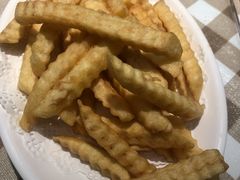-新大咀港式茶餐厅(宝山万达店)