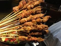 -西街夜油条·麻团包乌饭