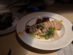 -穹六人间 people 6(岳阳路店)