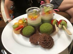 -上海滴水湖皇冠假日酒店