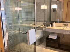 -上海宝华万豪酒店