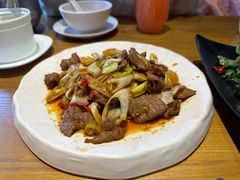 -隔壁老王·家常云南菜(花巷店)