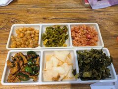 -湘人龙记老长沙米粉(鸟巢店)