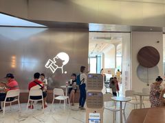 等位区-喜茶(永旺梦乐城店)