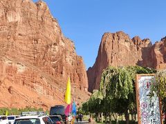 -天山神秘大峡谷