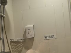 -武汉武昌站街道口华美达安可酒店