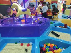 -宝贝渡口儿童游乐园(华南安盛店)