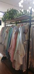 点击看大图 -租旗袍租礼服馆