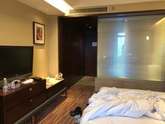 -上海龙之梦万丽酒店