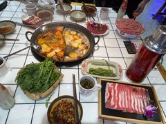 -伍师兄市井火锅(东部星悦天地店)