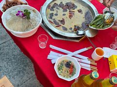 -山城年华老火锅(玉林店)