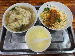 招牌原汤水饺-小秋水饺(大成路总店)
