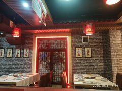 -羊家胡同·龙虾烧烤火锅(龙汇路店)