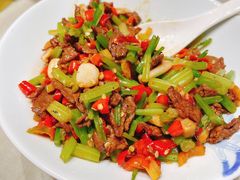 -楚山晓·湖北菜(武汉光谷K11店)