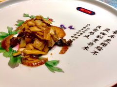 一品香芋煲-四季厨房 鲁菜·孔府烤鸭(高新万达店)