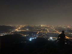 -鬼笑石后山停车场