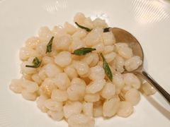 龙井虾仁-杭州香格里拉·香宫中餐厅