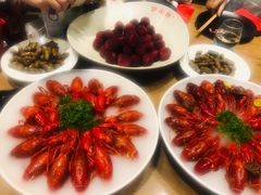 -沪小胖小龙虾(淮海中路旗舰店)